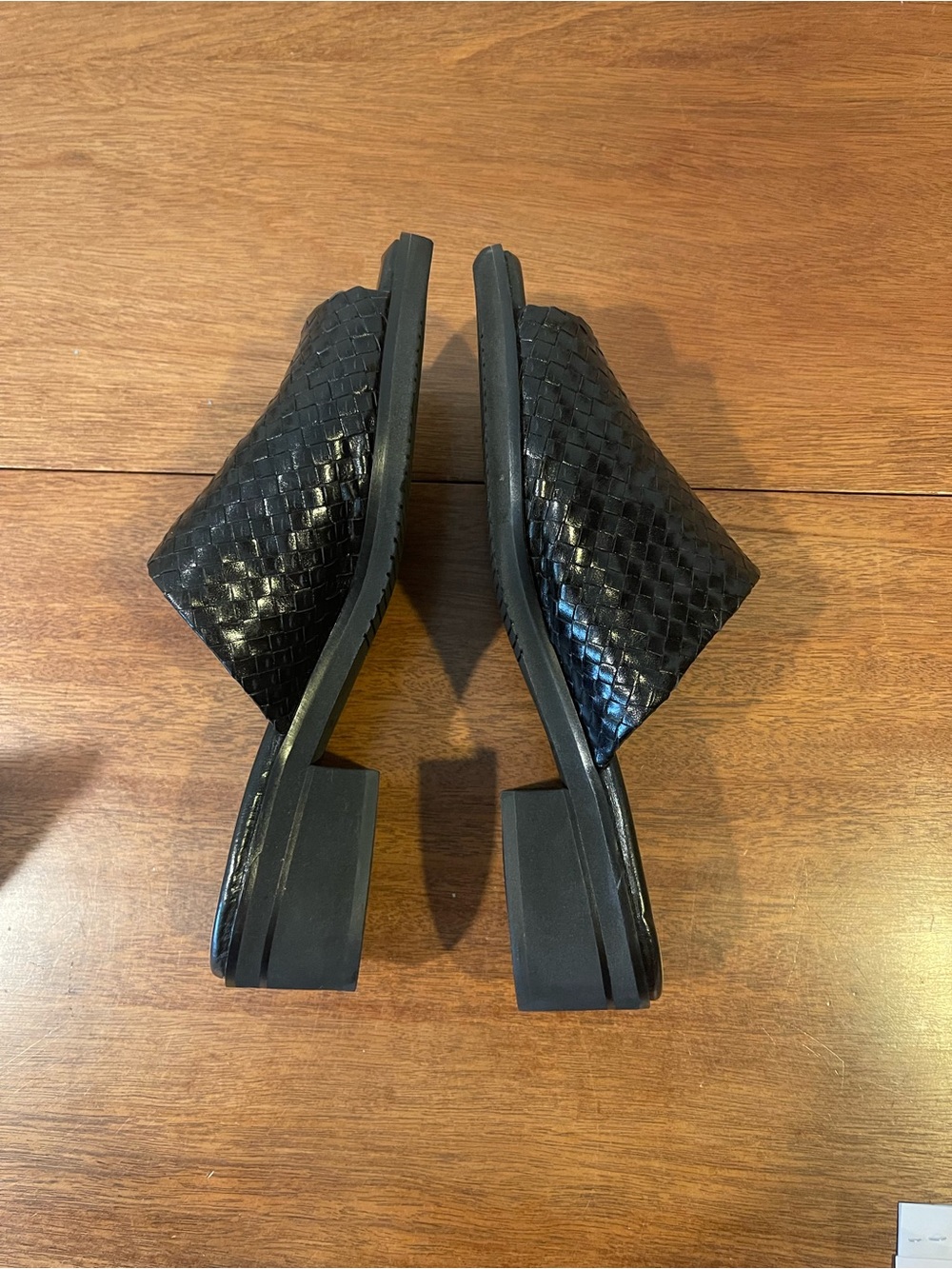 Trotters Black Leather Woven Slide Mules Sandals Short Block Heel - Picture 5 of 12